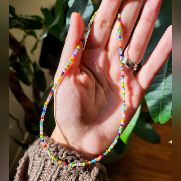 Gold Filled Multi-coloured Beaded Necklace - Picture 4 of 8